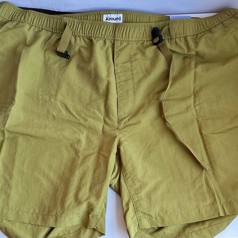Abound Men's Green drawstring shorts size 3XL